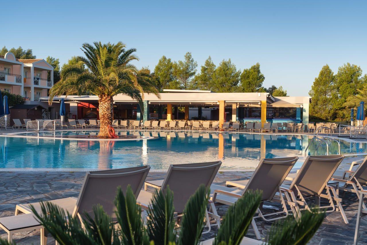 Mareblue Beach Agios Spyridon  Luaran gambar